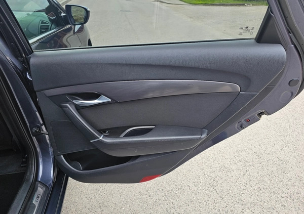 Hyundai i40 cena 40400 przebieg: 188000, rok produkcji 2015 z Ciechanowiec małe 781